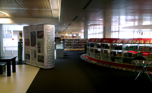 Expositie 'Oosterschelde Ondersteboven' in de Zeeuwse Bibliotheek