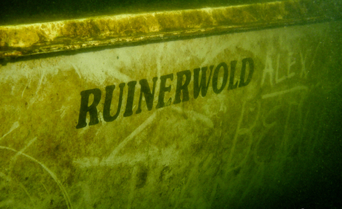 Het bootje Ruinerwold - duikwrak - Foto: Ronny